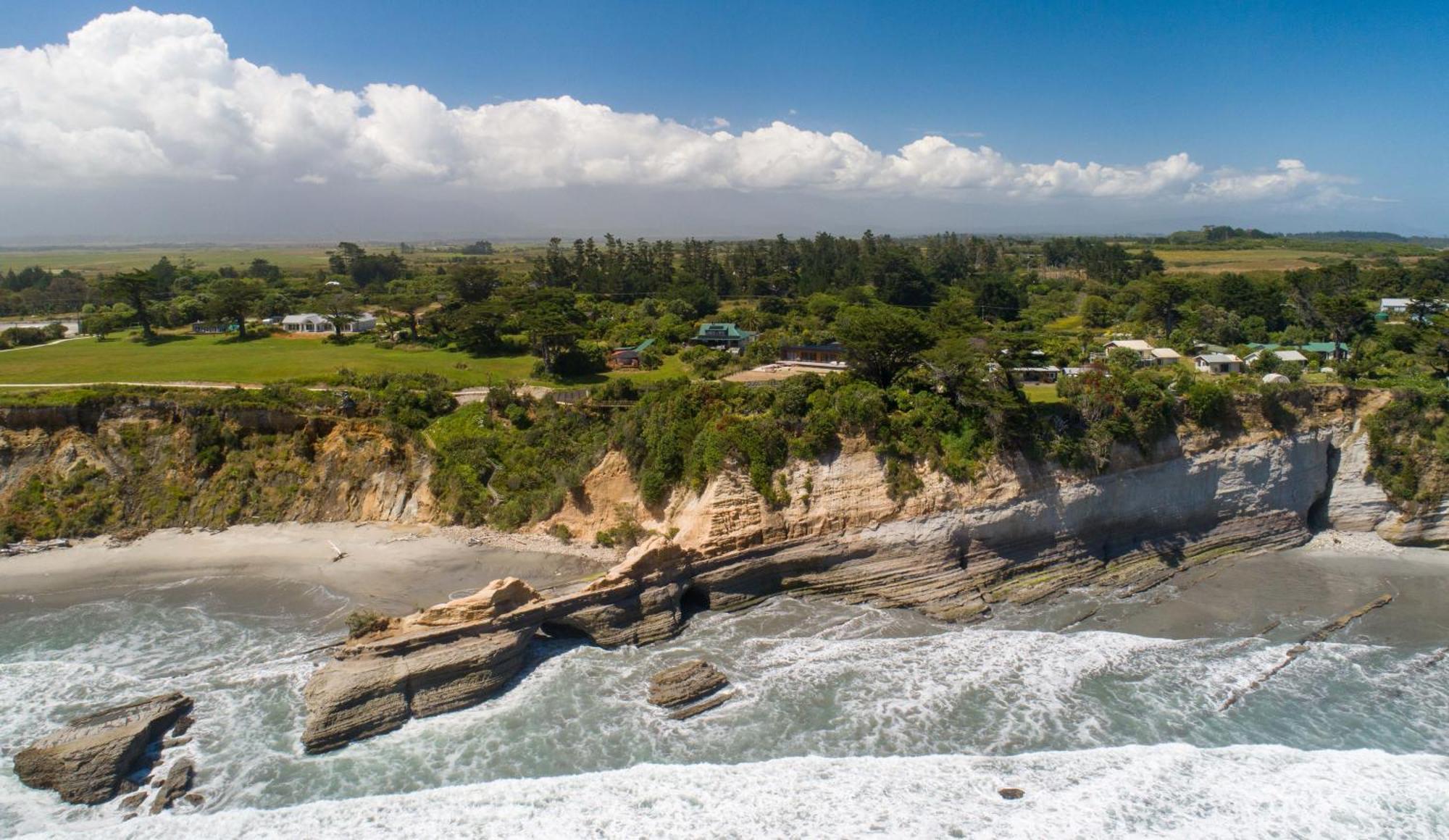 The Hole In The Rock Yurt Hotel Cape Foulwind Exterior foto