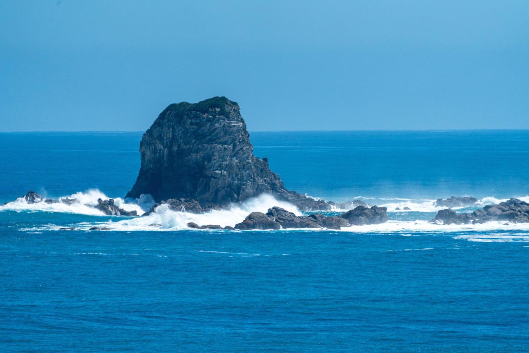 The Hole In The Rock Yurt Hotel Cape Foulwind Exterior foto